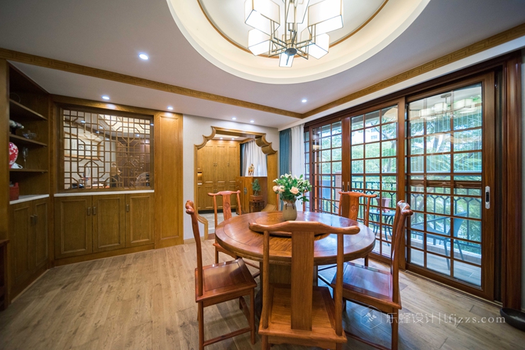 4淘金山湖景花園裝修案例 4淘金山湖景花園裝修案例