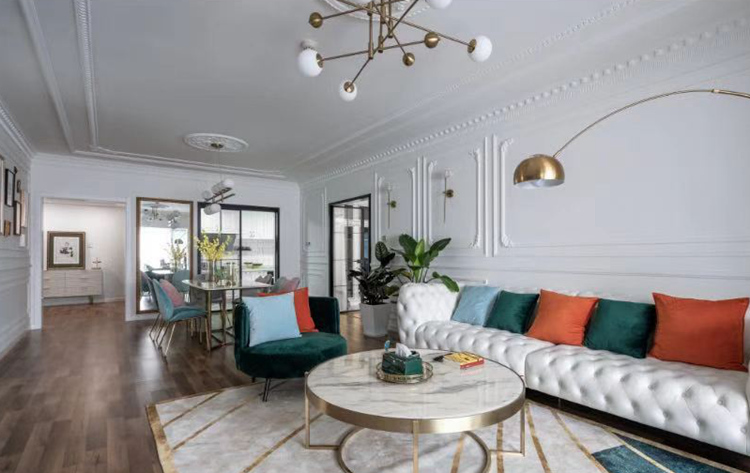 現代輕奢，墨綠與橙黃的碰撞！